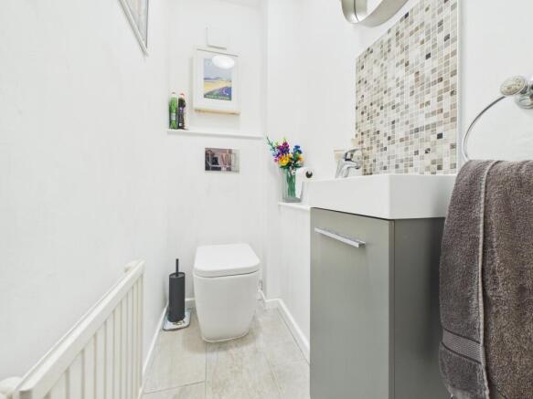 Cloakroom/WC
