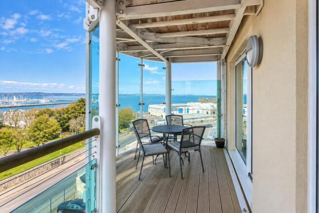 balcony