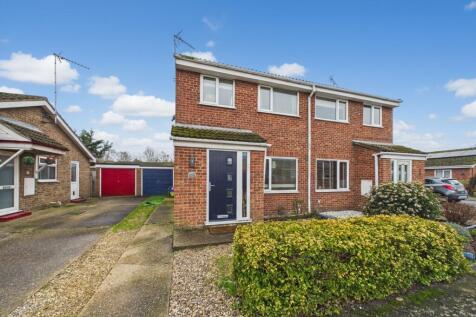 Carnation Way, Red Lodge, IP28