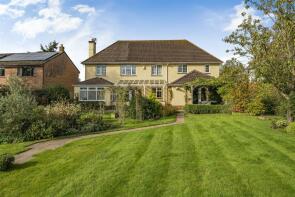 Long Meadow, Blundells Road, Tiverton EX16 4NB
