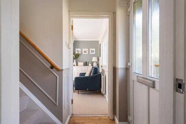 21 Chestnut Way, Bramley, Guildford, GU5 0JE photo 4