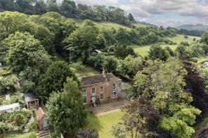 77, Canterbury Road, Lydden CT15 7EX