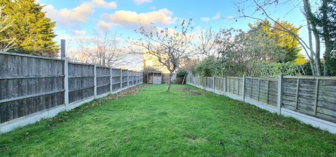 100ft + GARDEN