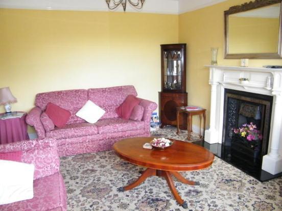 Lounge 2