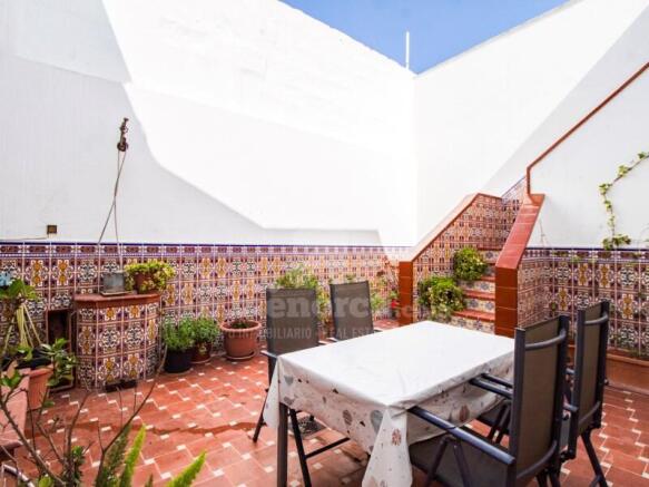 Entire house with patio in Mahón