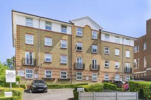 18, 8 Glen Court, Station Road, Sidcup DA15 7JU