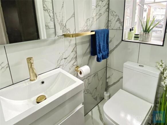 3 bed Detached to rent Image 8