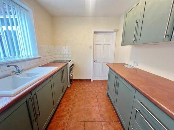 18 Neil Street 3