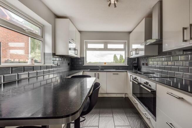 21, Dinghouse Wood, Buckley, CH7 photo 4
