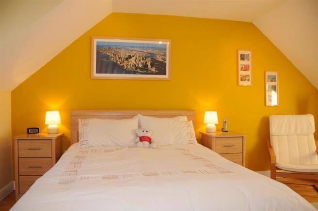 bedroom c.JPG
