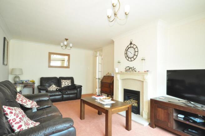 10 Godwin way lounge
