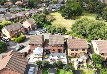 Coralin Way, Ashton-in-Makerfield, Wigan, WN4 0ET