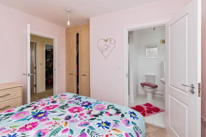4 bed End of Terrace for sale Image 10