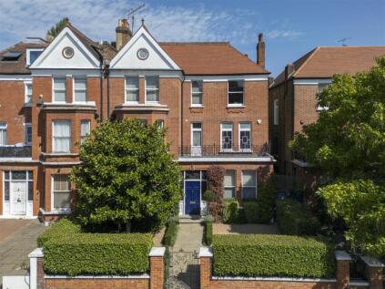 Canfield Gardens, London, NW6