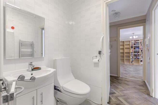 1 bed Apartment for sale Image 8