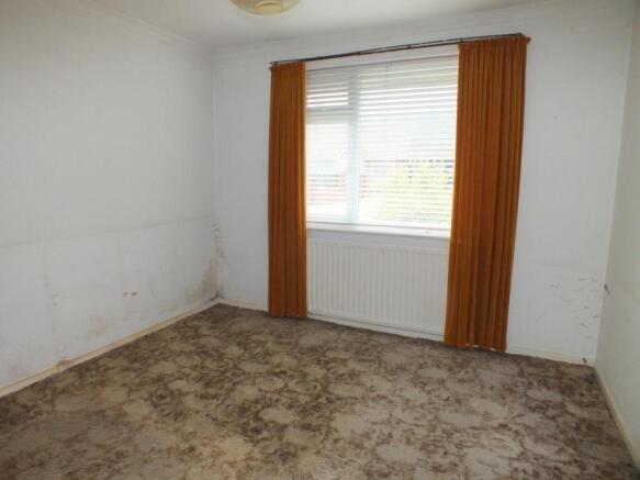 bedroom 1 (front)