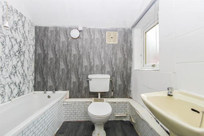 3 bed End of Terrace for sale Image 4