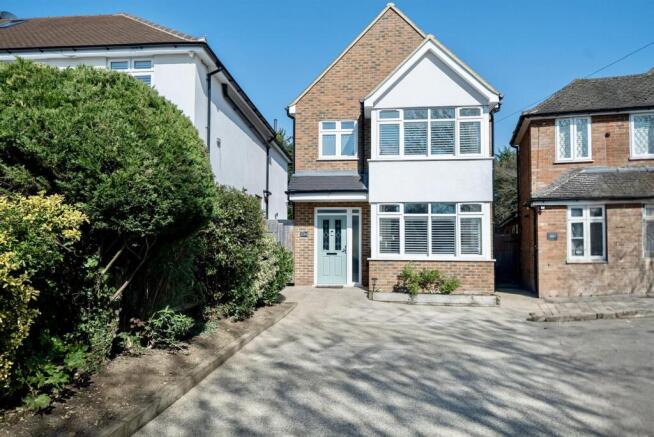 Front of house new.jpg