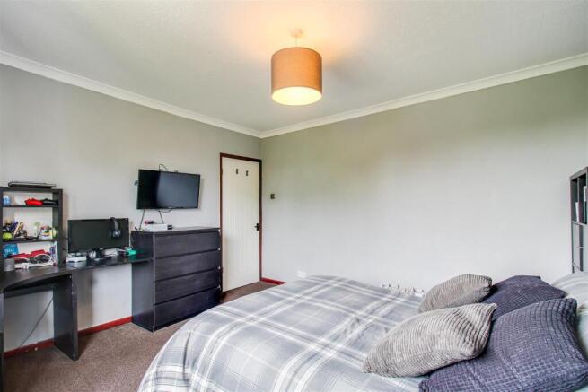 3 bed Detached for sale Image 12