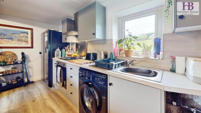 2 bed Terraced for sale Image 6