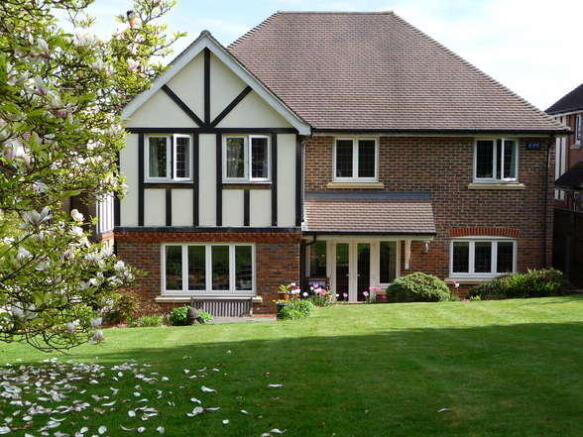 Photo 9
