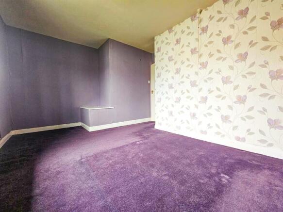 3 bed Terraced for sale Image 7