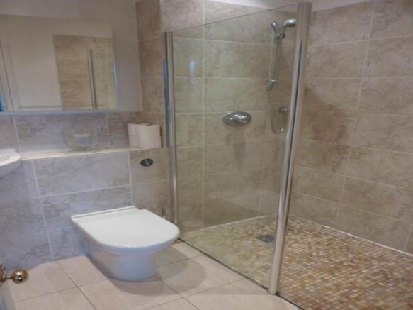 bathroom2