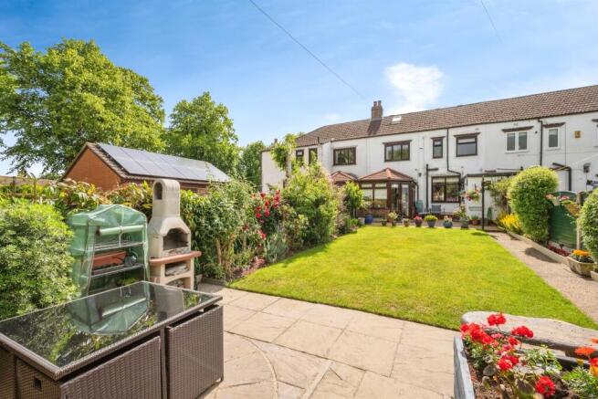 4 bed Terraced for sale Image 4