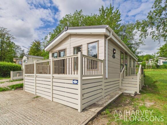 Exterior with Decking of the Delta Cambridge Holid