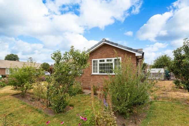 3 bed Detached Bungalow for sale Image 4