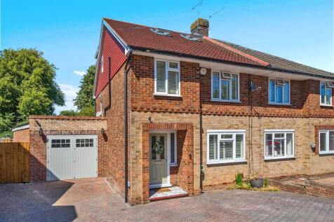 Chatsworth Drive , Frindsbury, Strood, Rochester, Kent. ME2