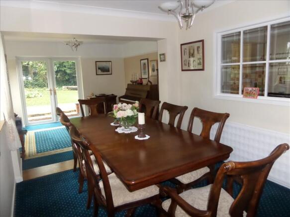 GARDEN ROOM