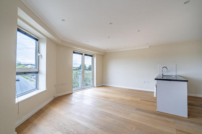 2 bed Apartment for sale Image 9