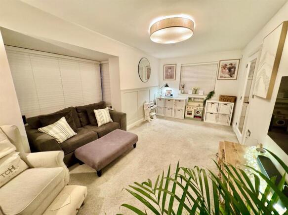 PHOTO-2025-01-27-21-45-48 (4).jpg