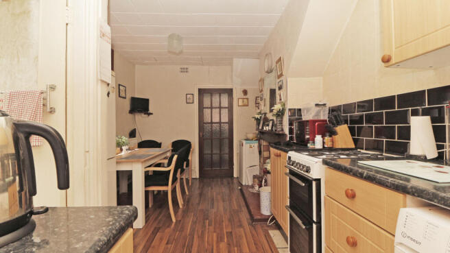 Frant Road, Thornton Heath, Surrey, CR7 photo 4