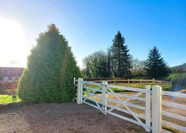 Farm gates