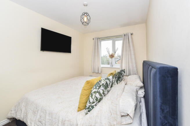 3 bed Terraced for sale Image 12
