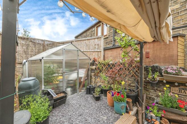 3 bed Cottage for sale Image 4