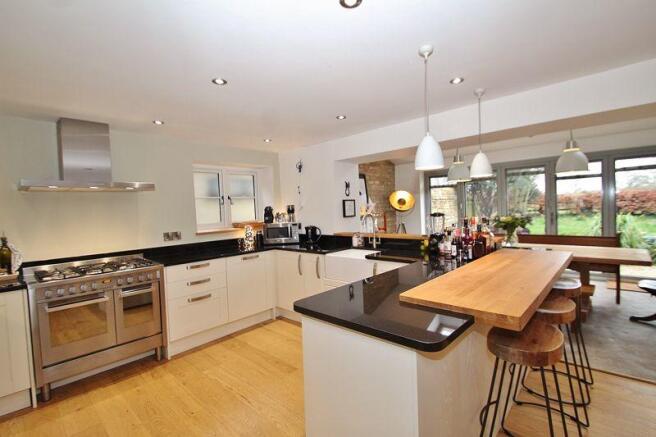 Kitchen/Breakf...