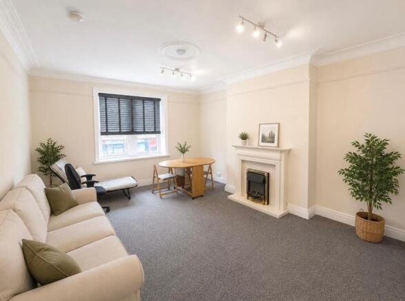 2 bed Flat to rent Image 8