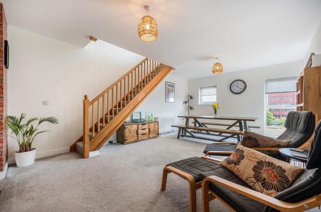 11-68222b57c64ac-...