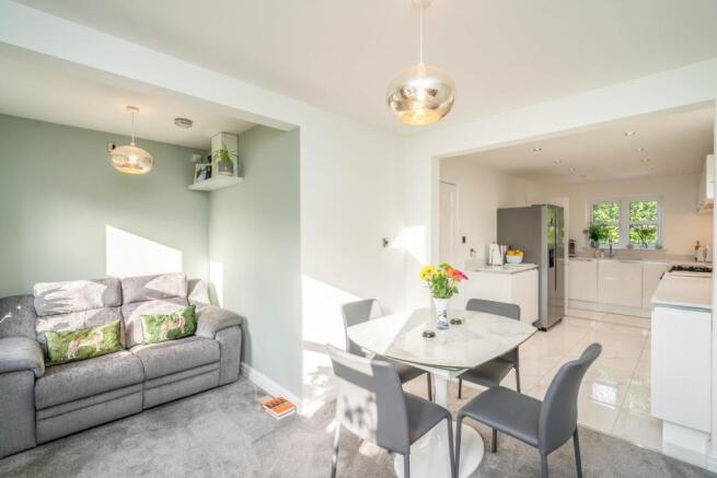 Dining/Sitting Area