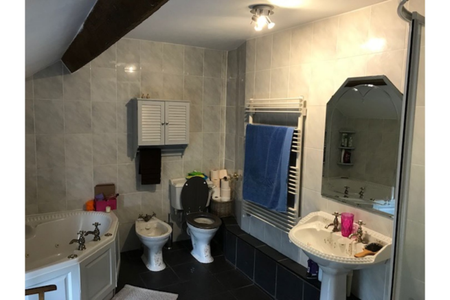 Master En-suite