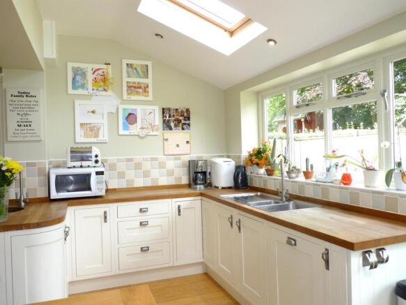 Living Family Kitchen