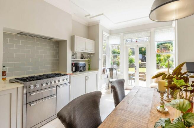 Kitchen dining ro...