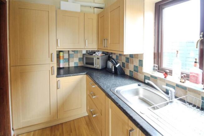 3 bed Semi-Detached for sale Image 7