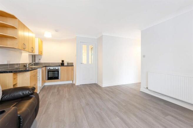Lounge/Kitchen