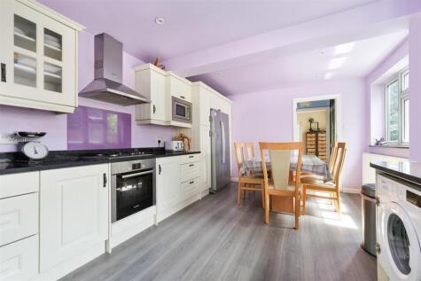 Nutfield Road, Merstham