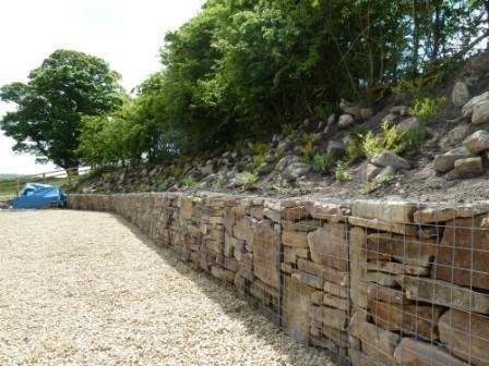 DRIVE & STONE WALL