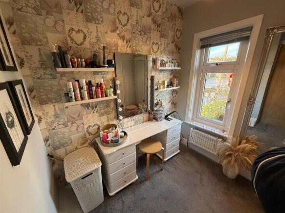 3 bed Semi-Detached for sale Image 4